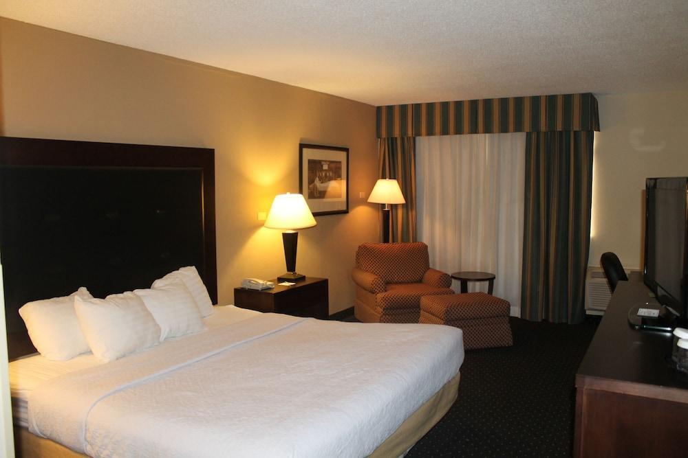 Doubletree By Hilton Winston Salem - University, Nc Eksteriør bilde