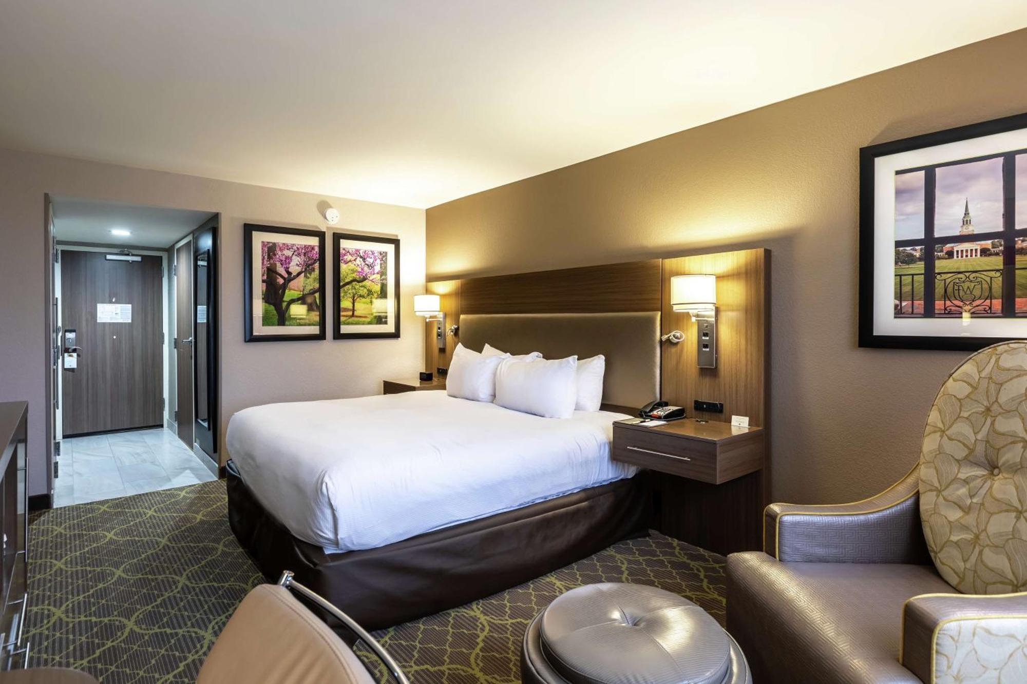 Doubletree By Hilton Winston Salem - University, Nc Eksteriør bilde