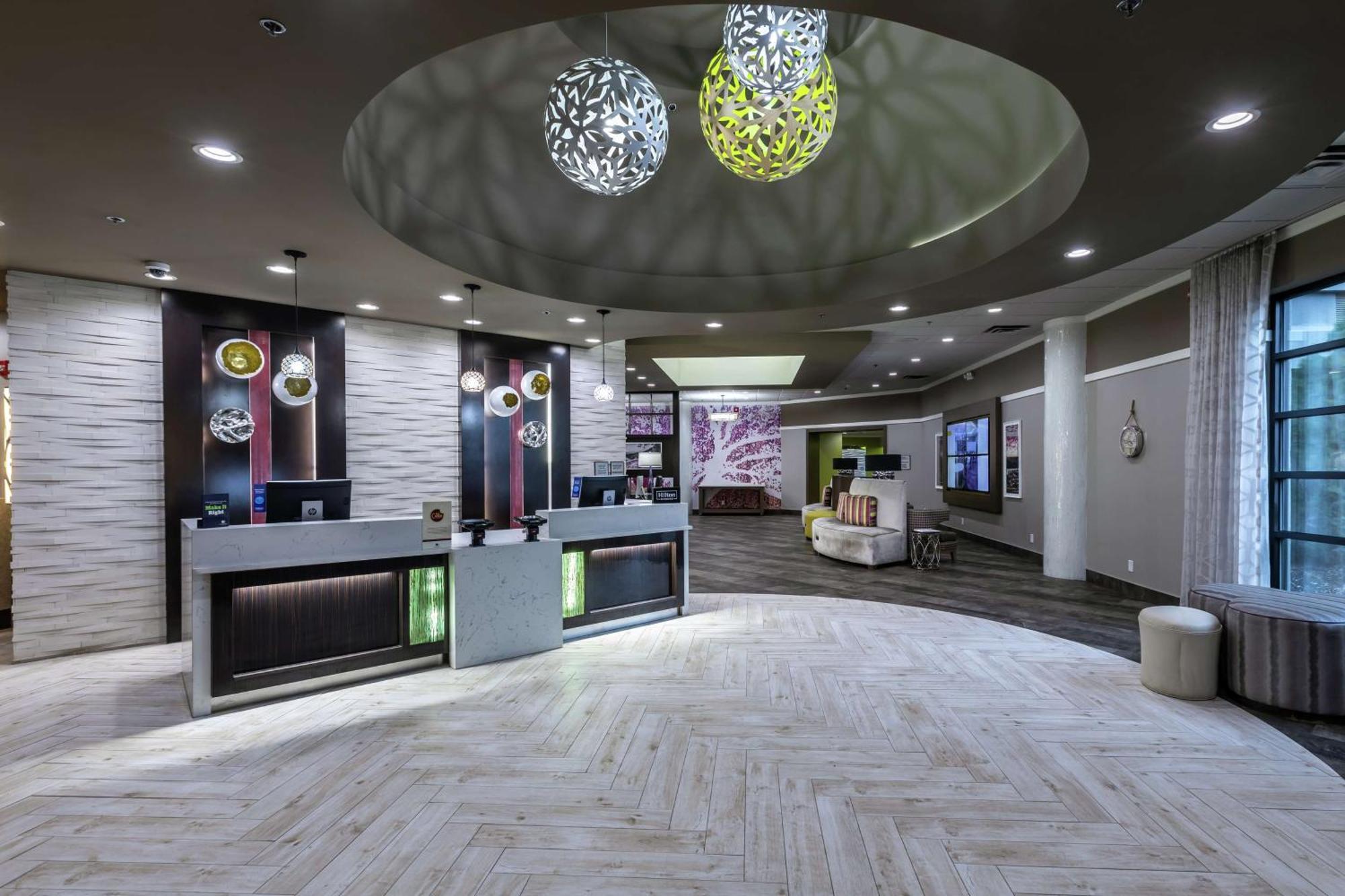 Doubletree By Hilton Winston Salem - University, Nc Eksteriør bilde